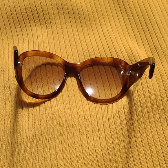 Alexander Mcqueen sunglasses